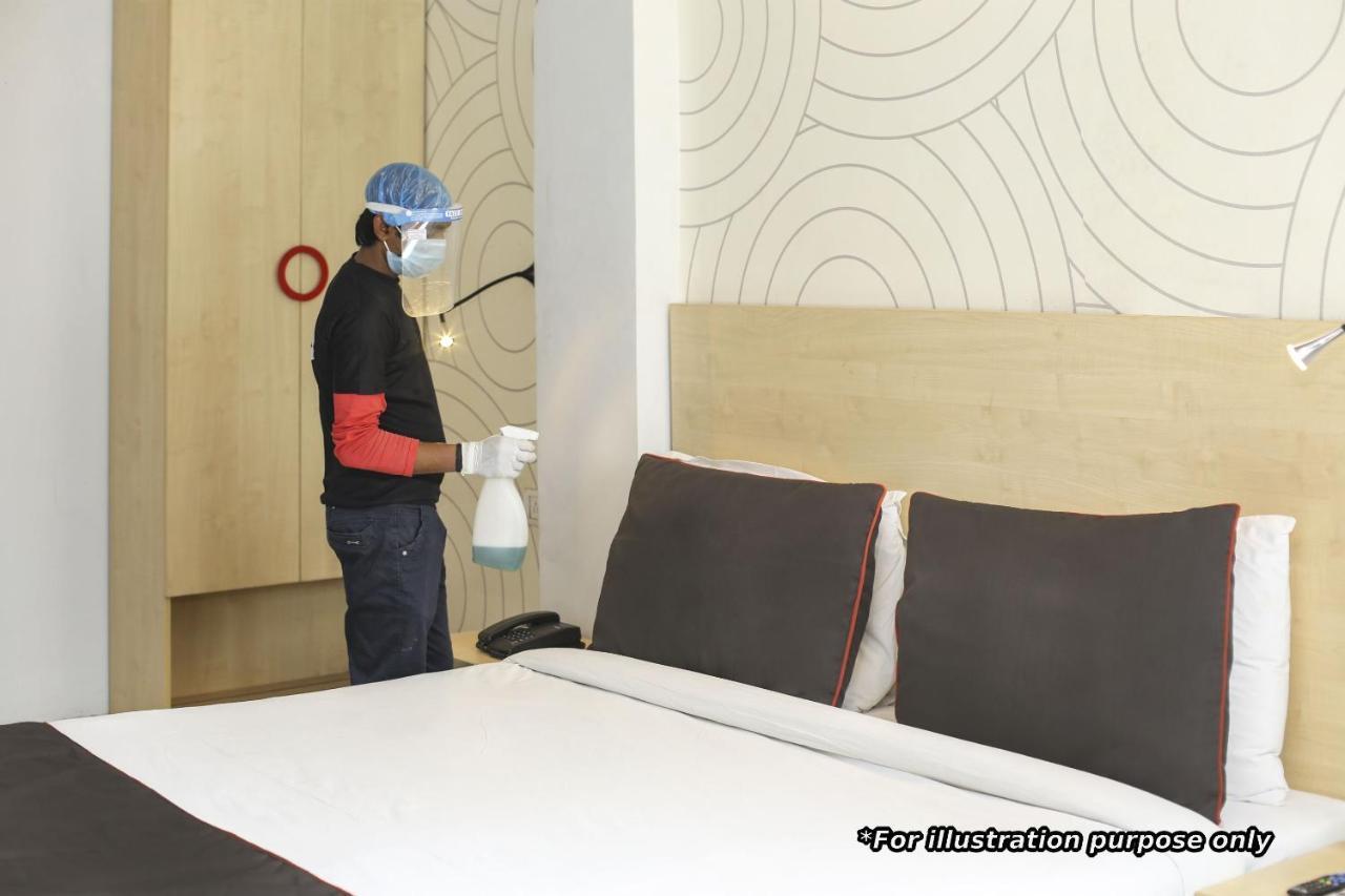 Oyo 79355 Collection O Hotel Adona Meenangadi ภายนอก รูปภาพ