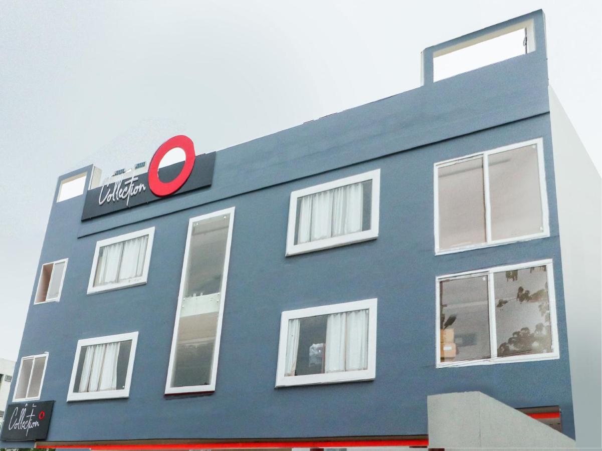 Oyo 79355 Collection O Hotel Adona Meenangadi ภายนอก รูปภาพ