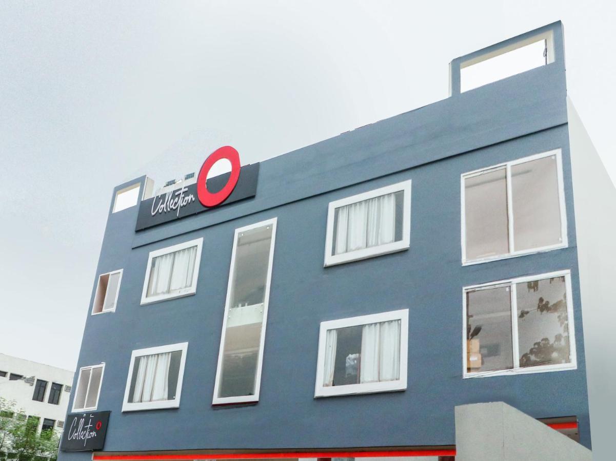 Oyo 79355 Collection O Hotel Adona Meenangadi ภายนอก รูปภาพ