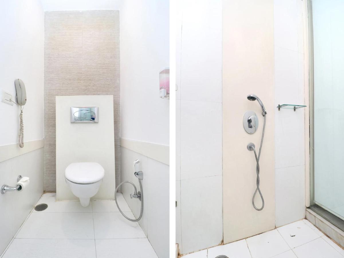 Oyo 79355 Collection O Hotel Adona Meenangadi ภายนอก รูปภาพ